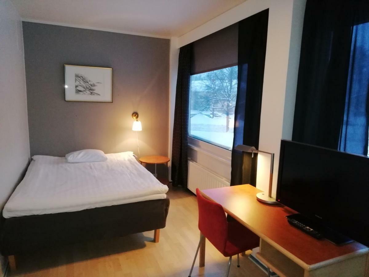 Hotel Turistihovi Kouvola Buitenkant foto